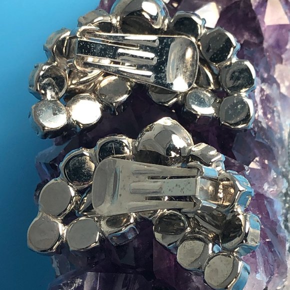 Clip On Vintage Rhinestone Earrings - Picture 3 of 6
